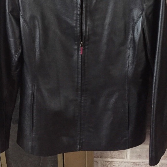 Genuine Leather Coat - Picture 3 of 4